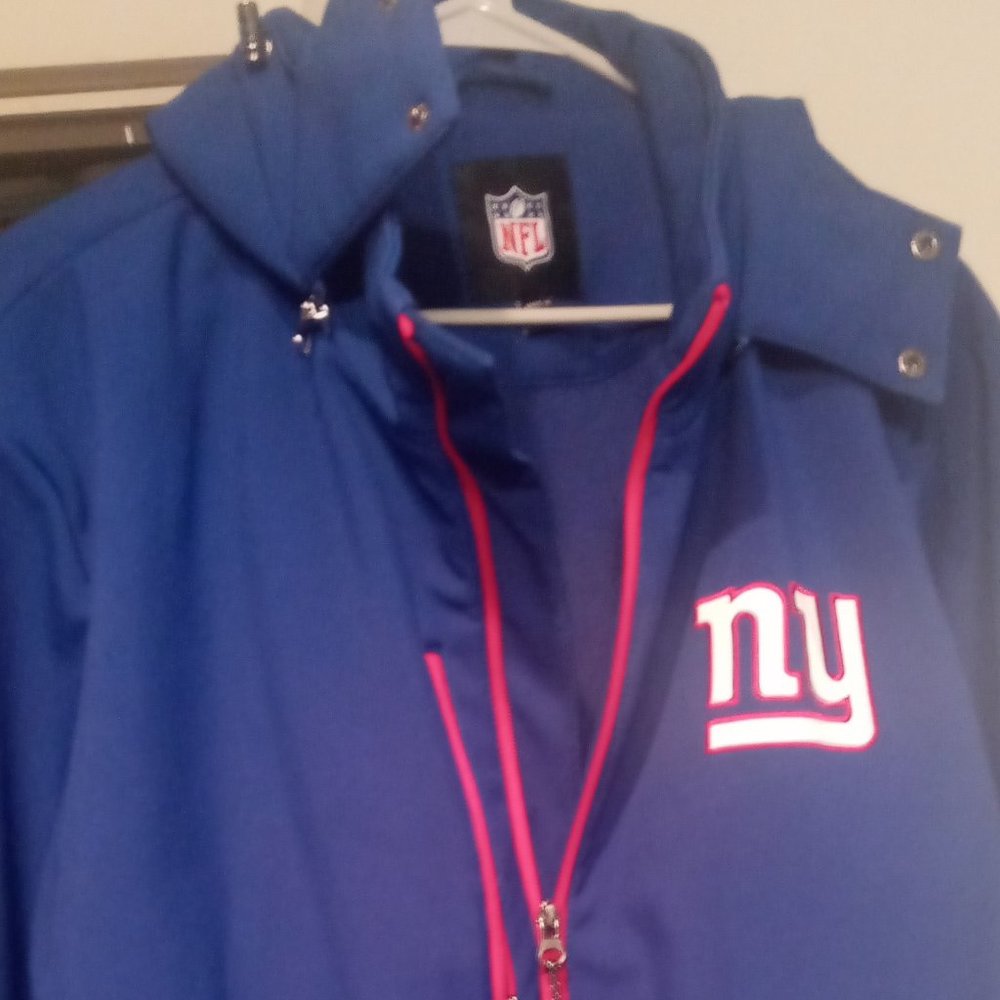 Gently used NFL New York Giants Jacket XL